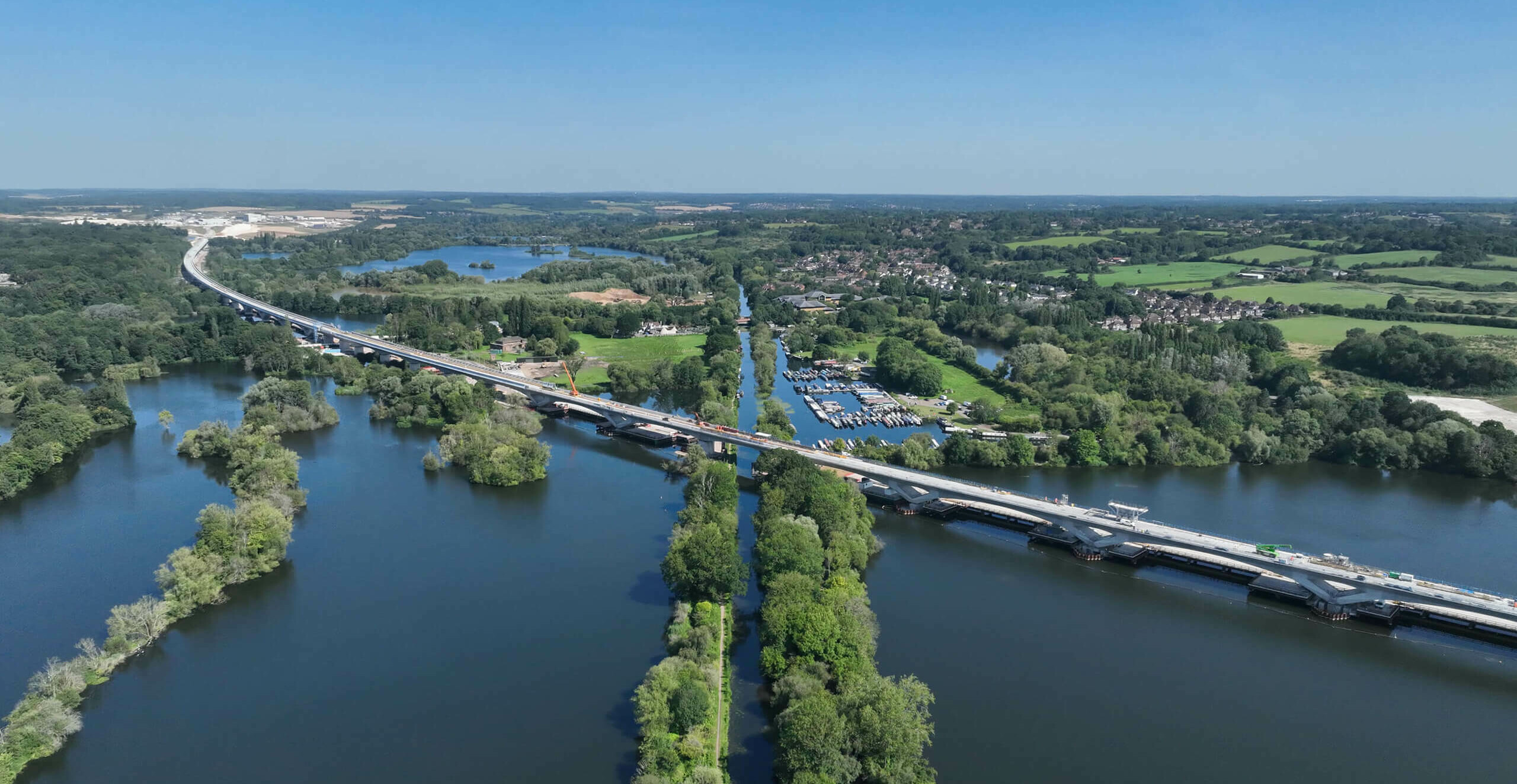 Viaduc de la vallée de la Colne / GRIMSHAW