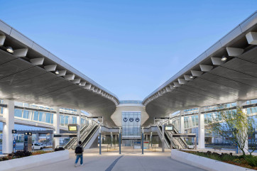 LAX/Metro Transit Center