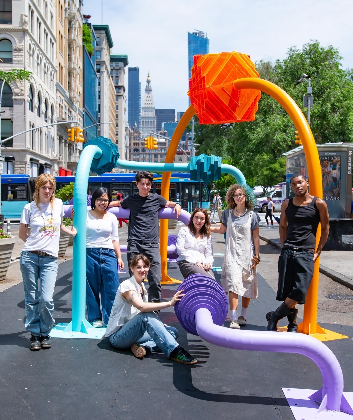 Bead Maze: Reimagining How Public Art is Made / GRIMSHAW