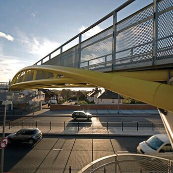 A40 Perryn Road Footbridge / GRIMSHAW