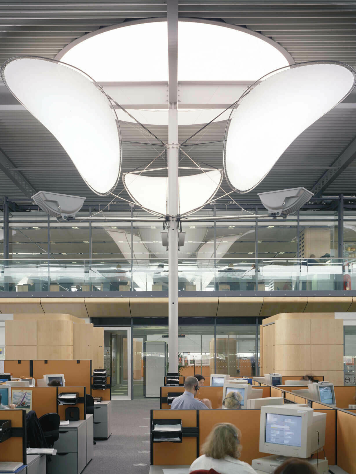 Orange Operational Centre and Customer Service Facilities / GRIMSHAW