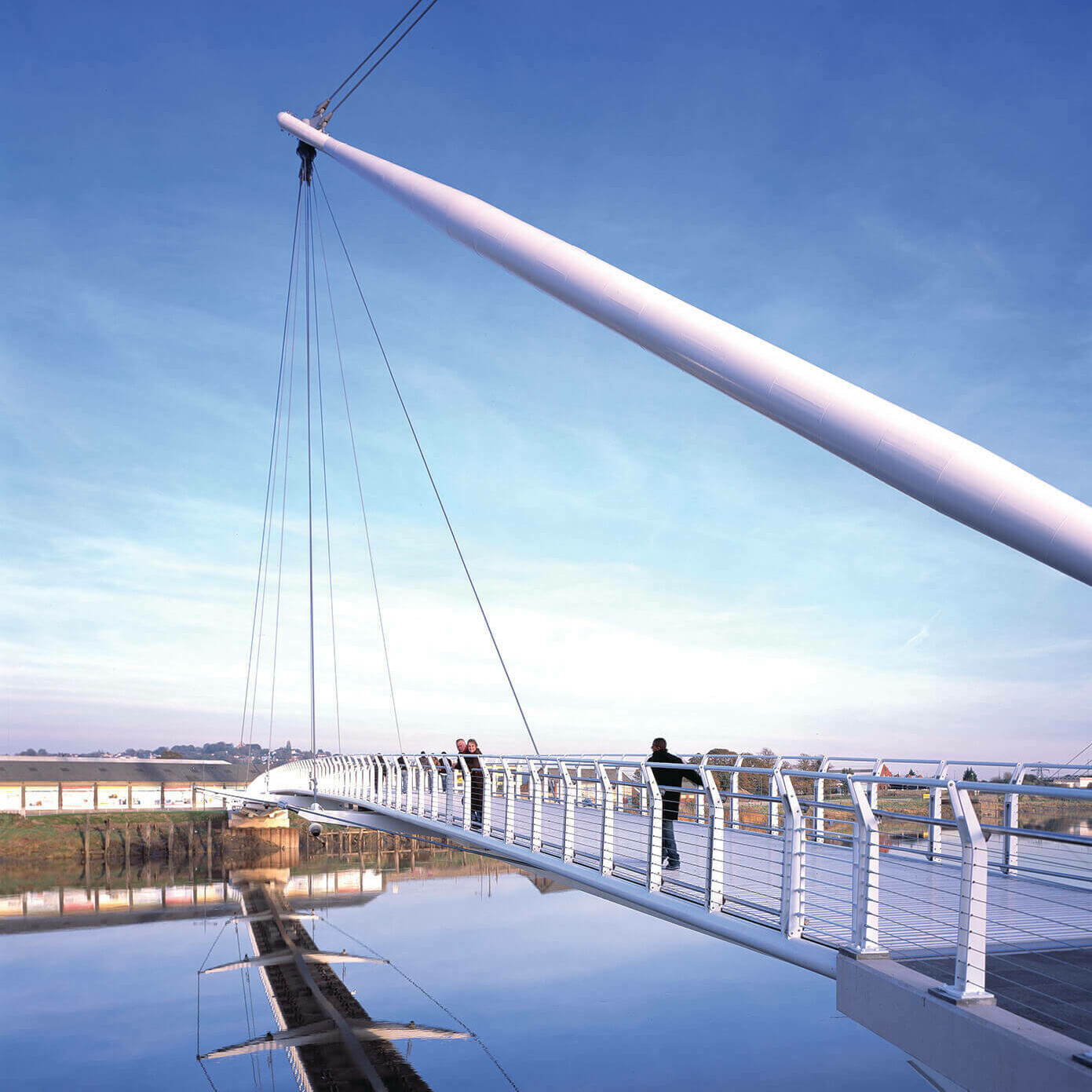 Newport City Footbridge / GRIMSHAW