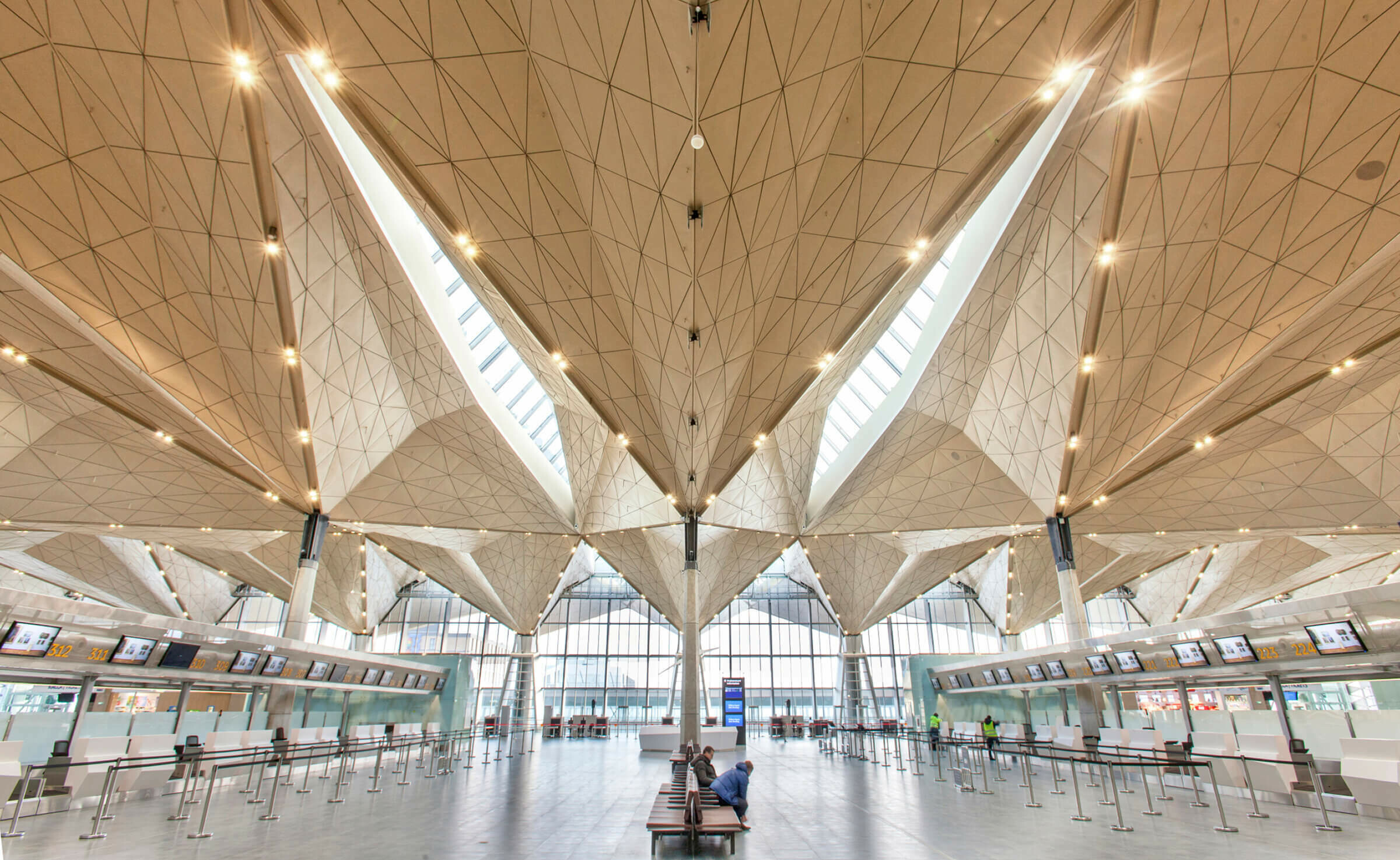 Aéroport de Pulkovo / GRIMSHAW