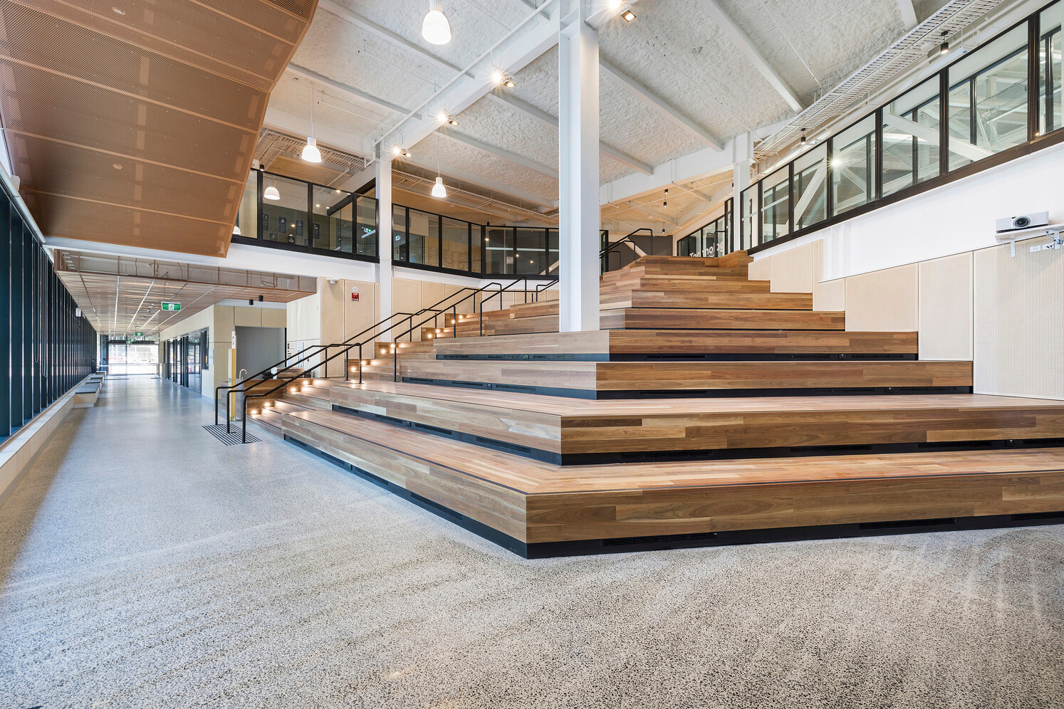 Wurun Senior Campus takes learning to the next level with Best Secondary School Award / GRIMSHAW