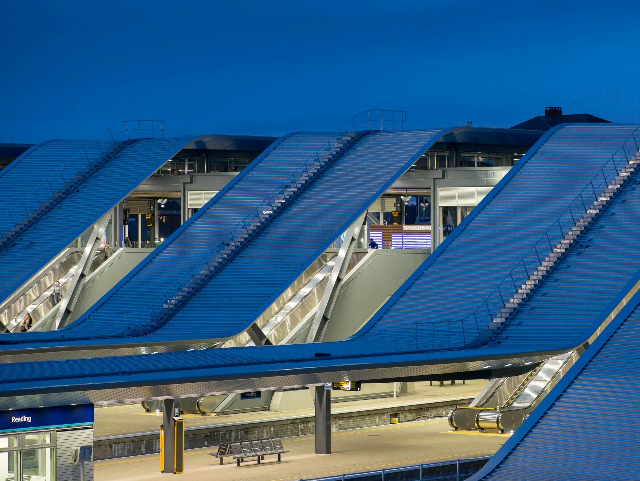 Reading Station / GRIMSHAW