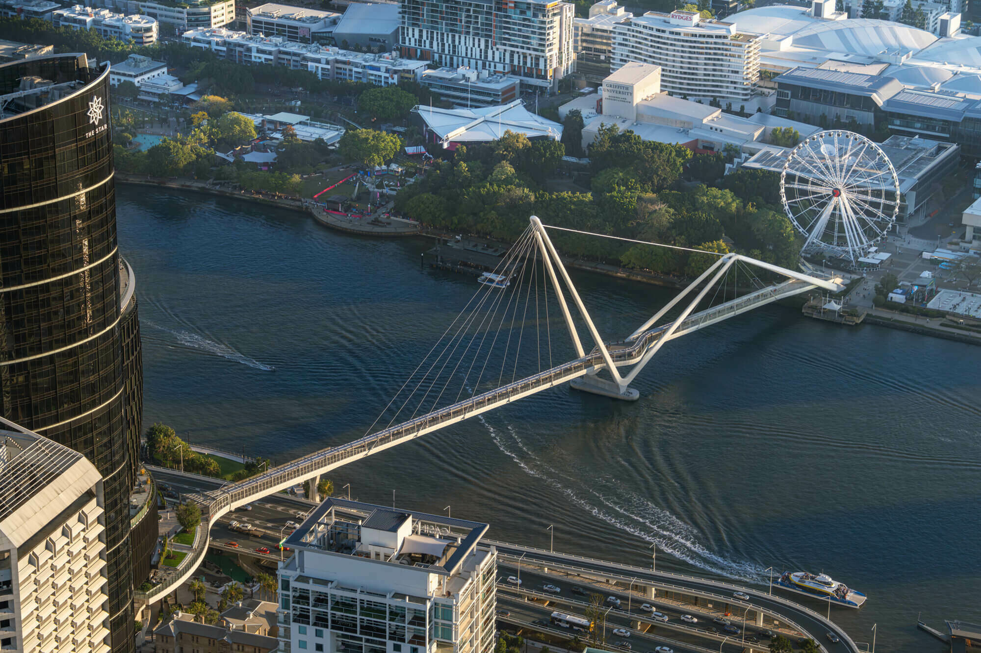 Neville Bonner Bridge / GRIMSHAW