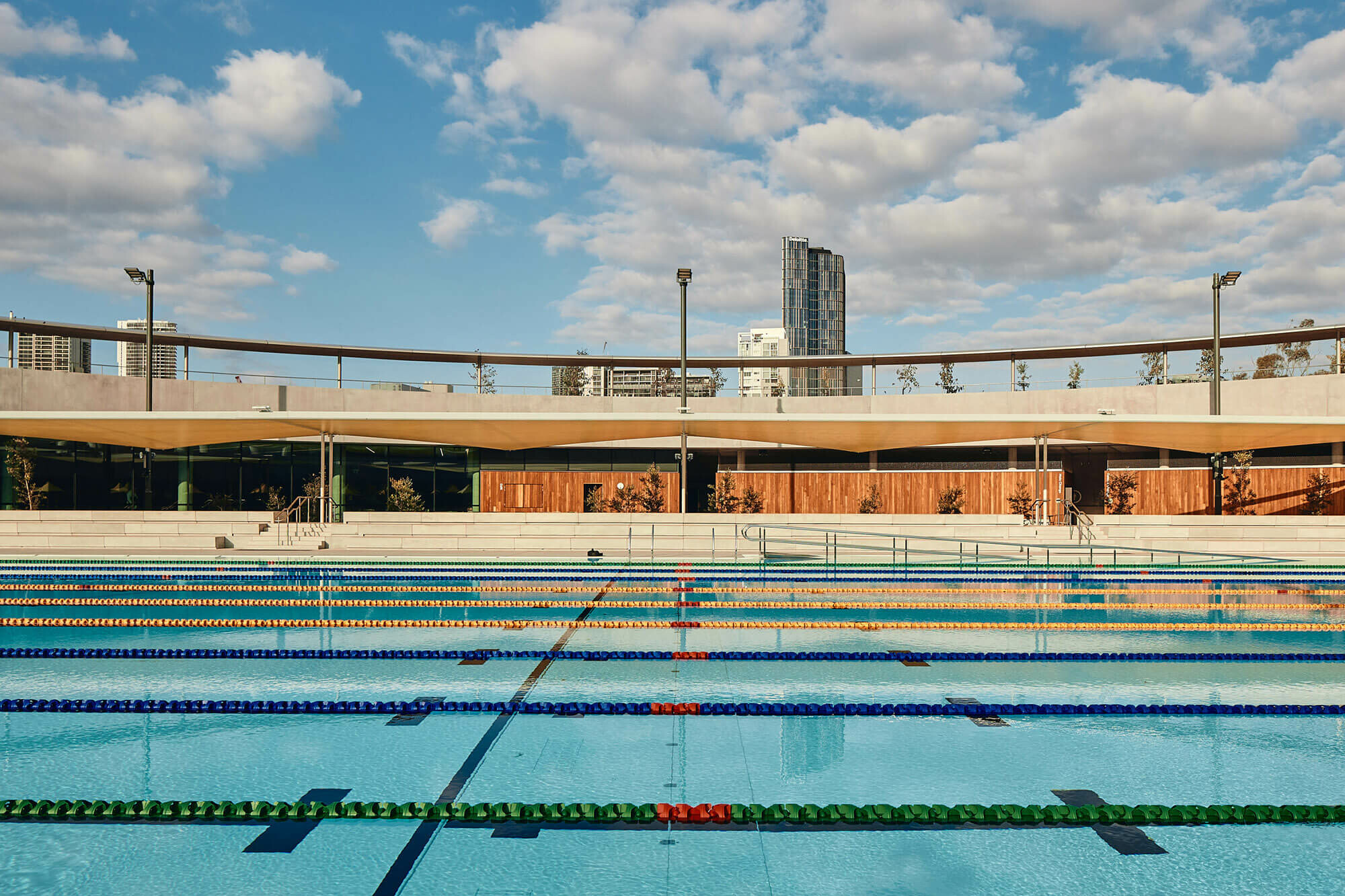 New Paramatta Aquatic Centre Open for 2023 Swimming Season / GRIMSHAW