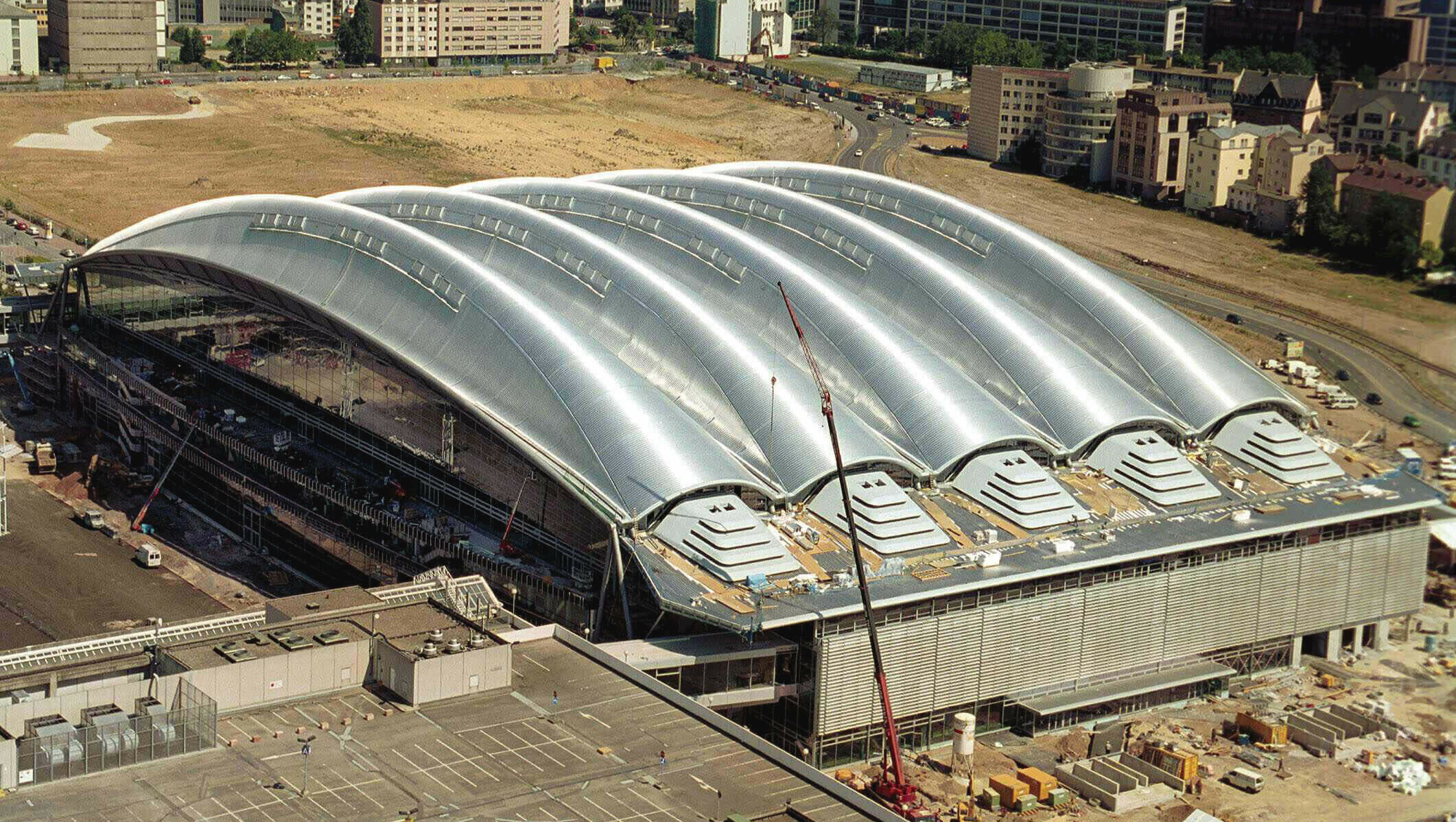 Frankfurt Trade Fair Hall / GRIMSHAW