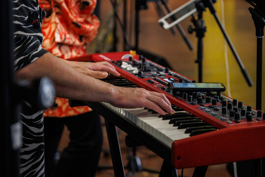 Breakfast Talk: musical celebration marks the final event for 2023 / GRIMSHAW