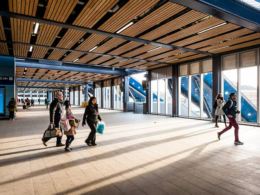 Reading Station / GRIMSHAW