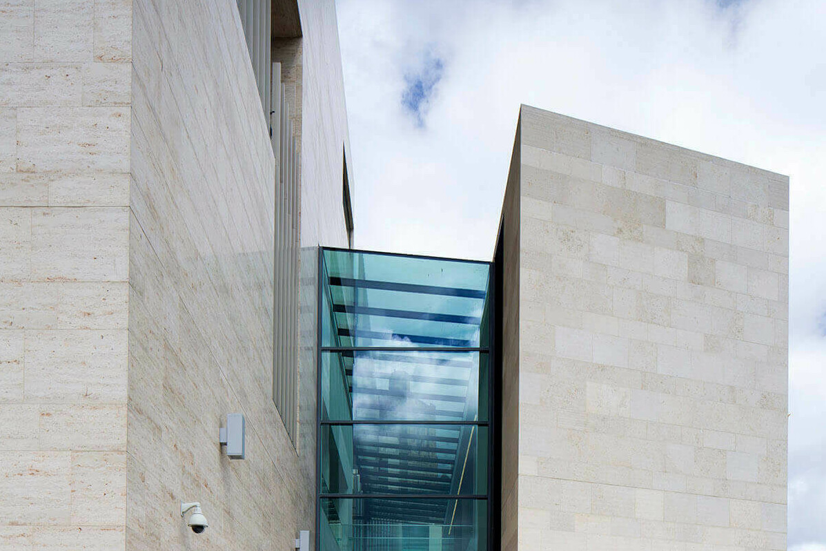 University of Bangor Arts and Innovation Centre / GRIMSHAW