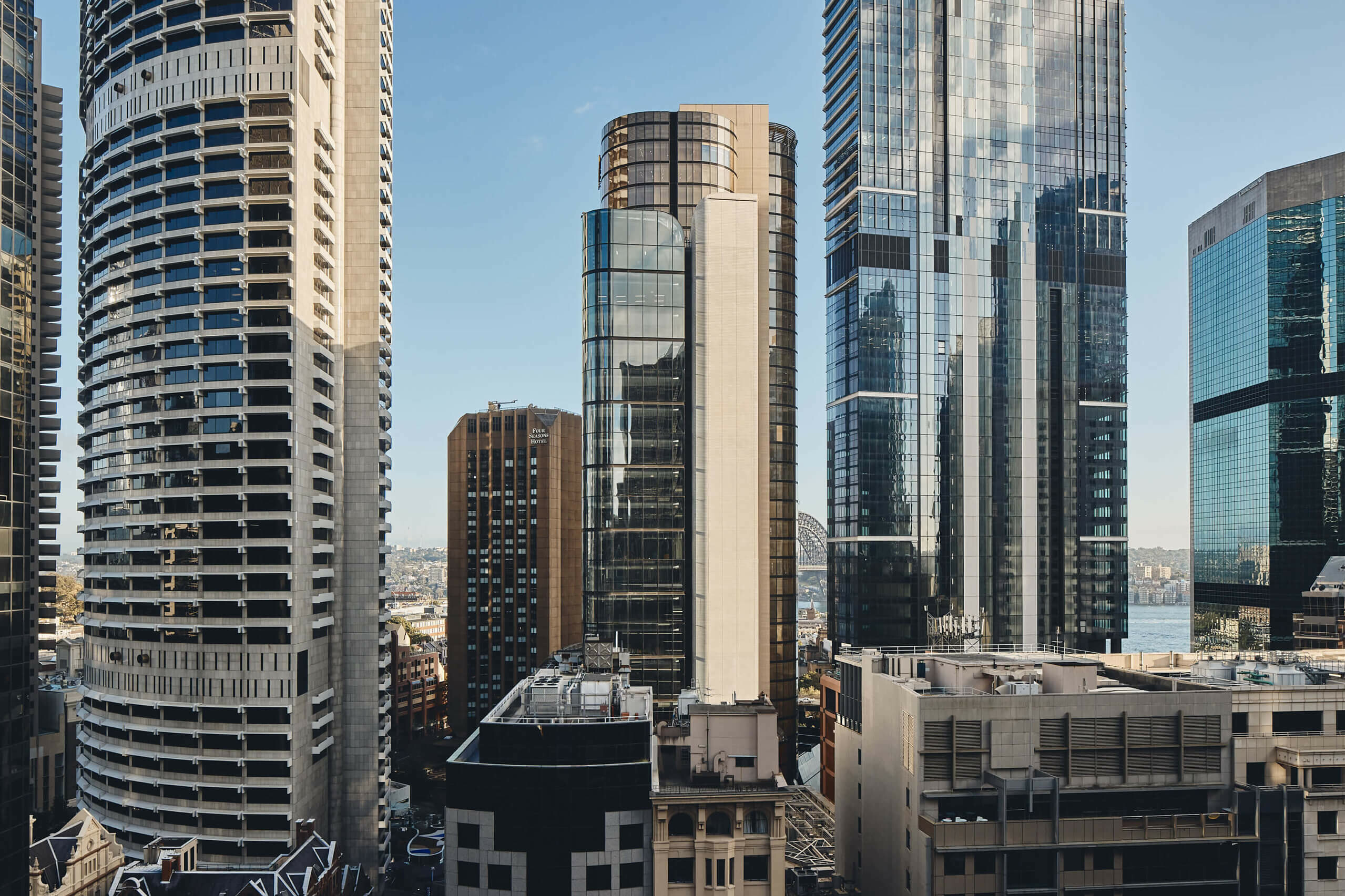 Poly Centre, 210 George Street / GRIMSHAW