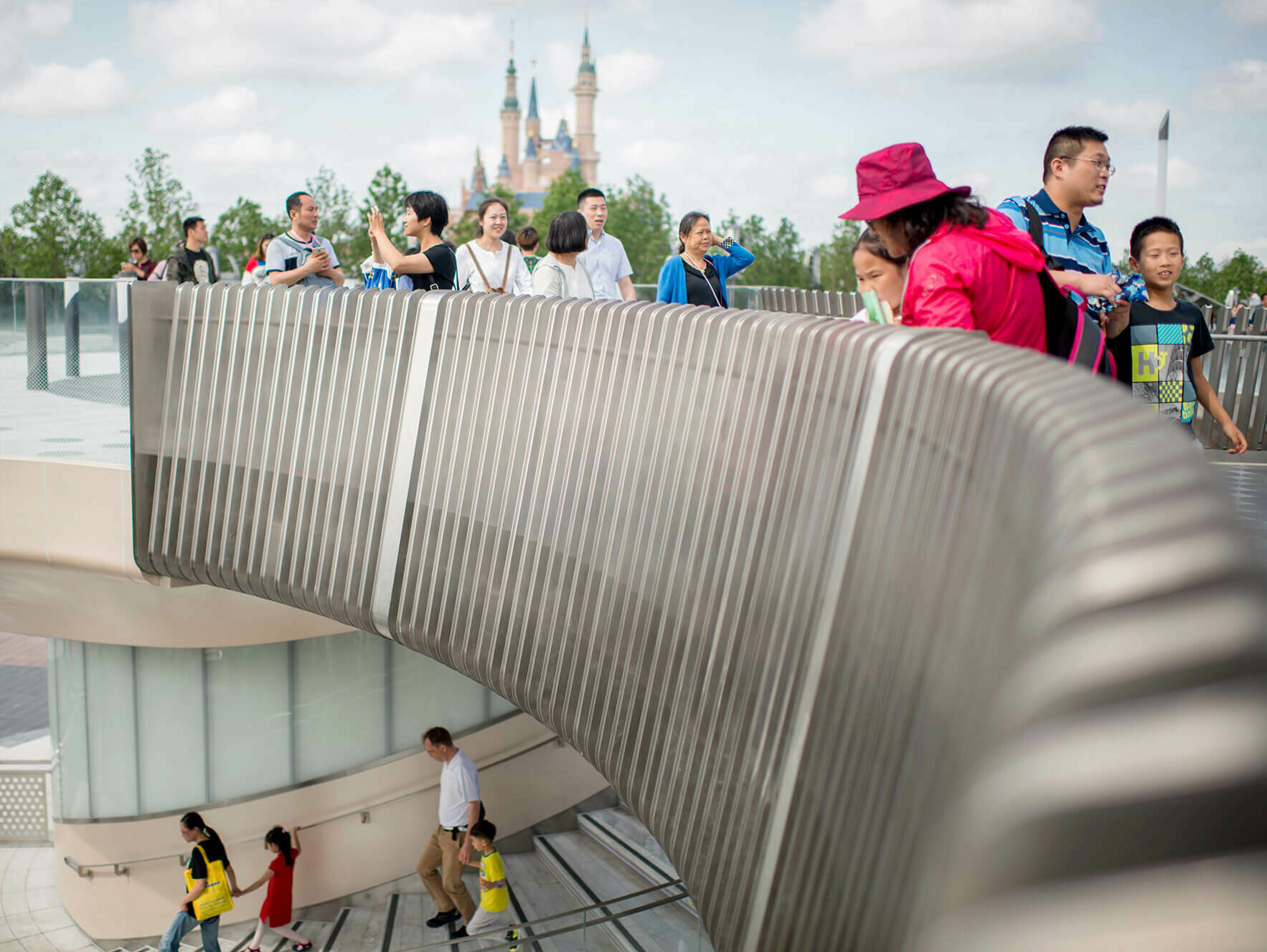 Shanghai Disney Resort Tomorrowland / GRIMSHAW