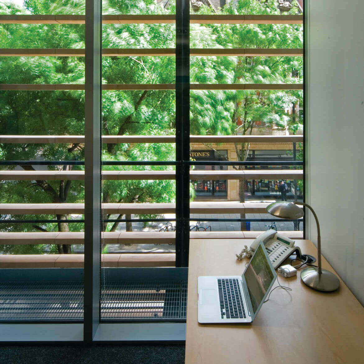 UCL Roberts Building Extension / GRIMSHAW