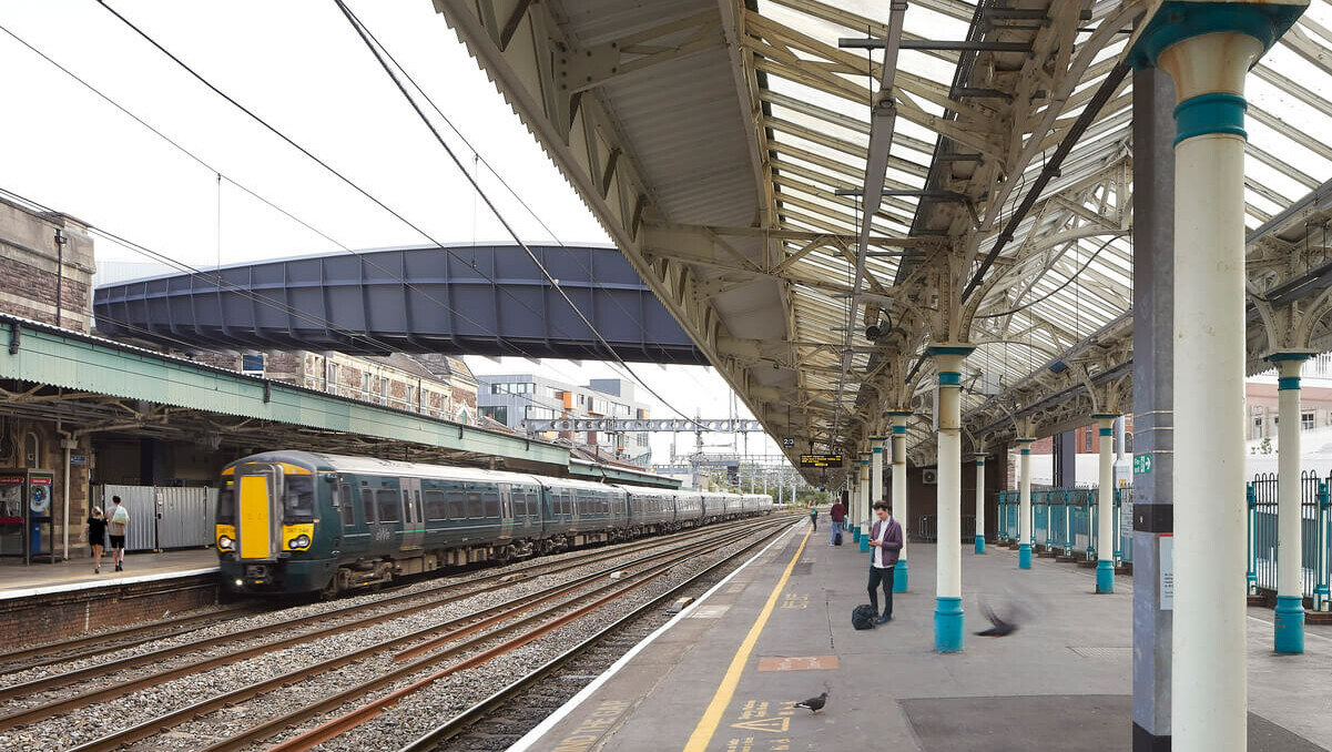 Newport Station Bridge / GRIMSHAW
