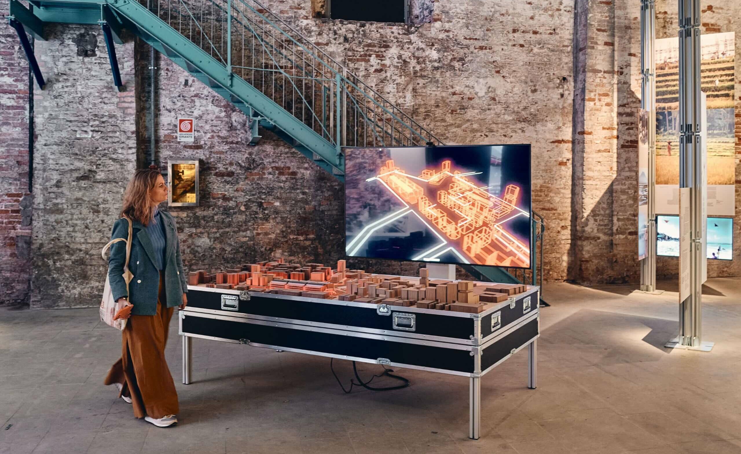 Les data centers et la ville : Grimshaw dévoile une installation consacrée aux infrastructures civiques pour la Biennale d’architecture de Venise 2025 / GRIMSHAW