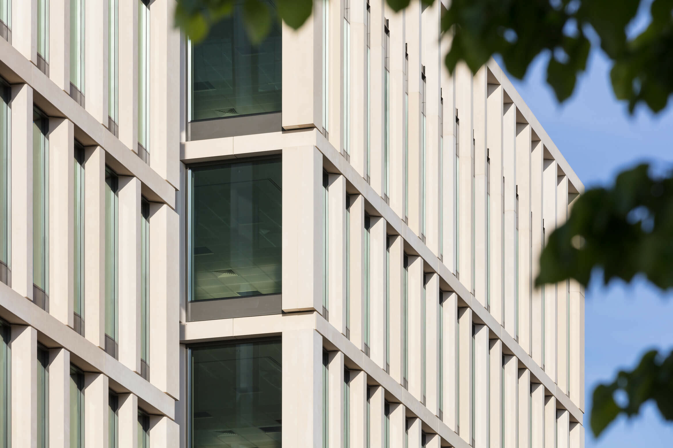 50/60 Station Road wins BCO Award / GRIMSHAW