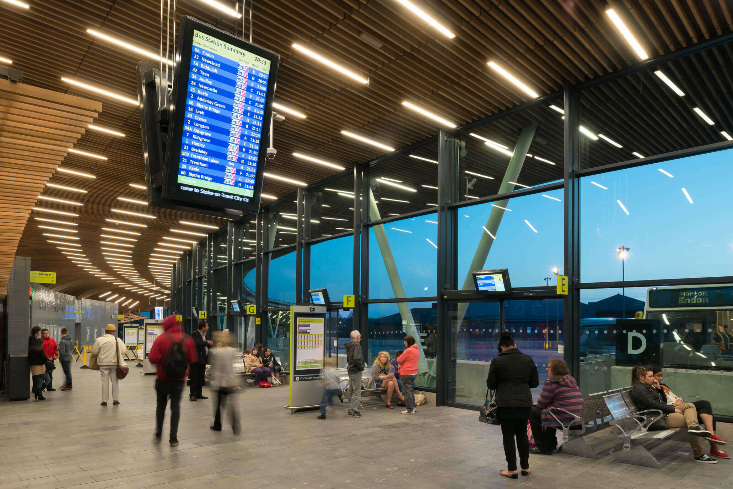 Stoke on Trent City Centre Bus Station / GRIMSHAW