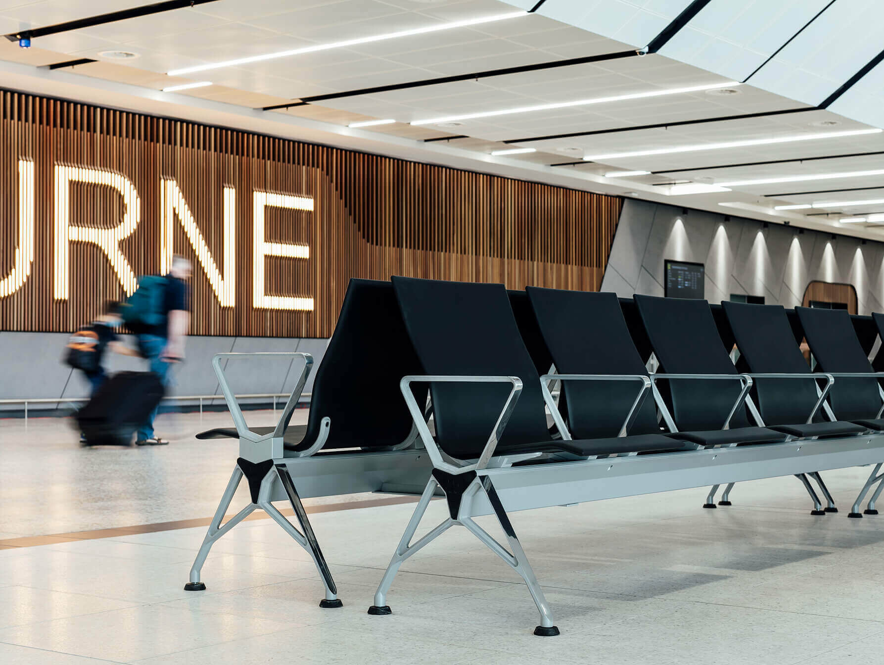 Melbourne Airport T2 Arrivals Hall Redevelopment / GRIMSHAW