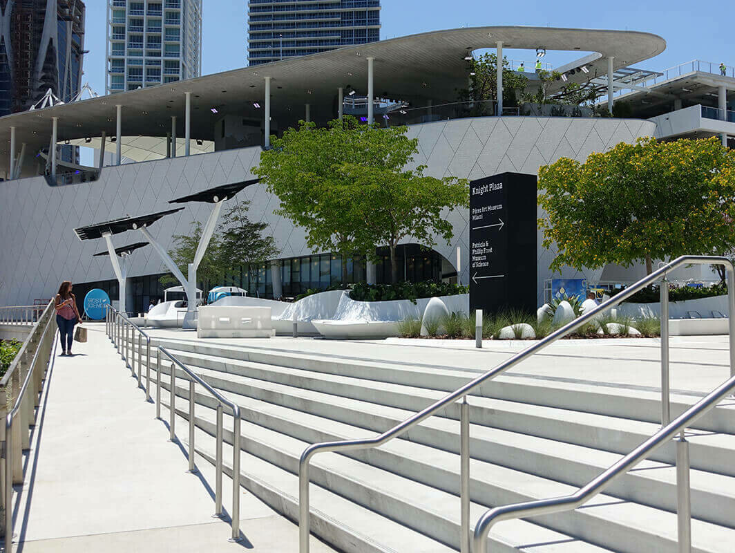 Phillip and Patricia Frost Museum of Science / GRIMSHAW