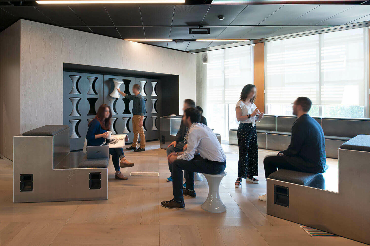 Yoox Net-A-Porter Tech Hub / GRIMSHAW