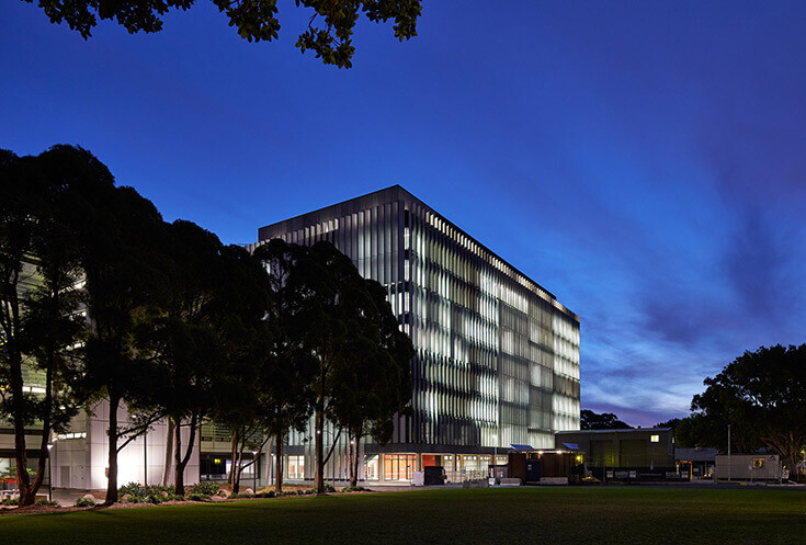 Grimshaw’s new research laboratory for top university wins AIA award / GRIMSHAW