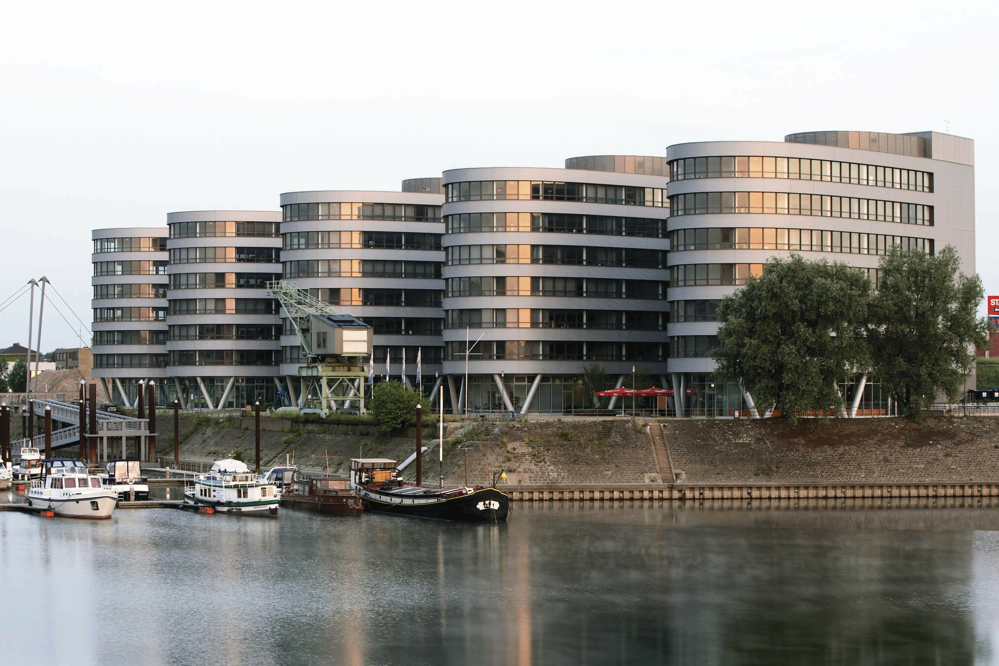 Five Boats / GRIMSHAW