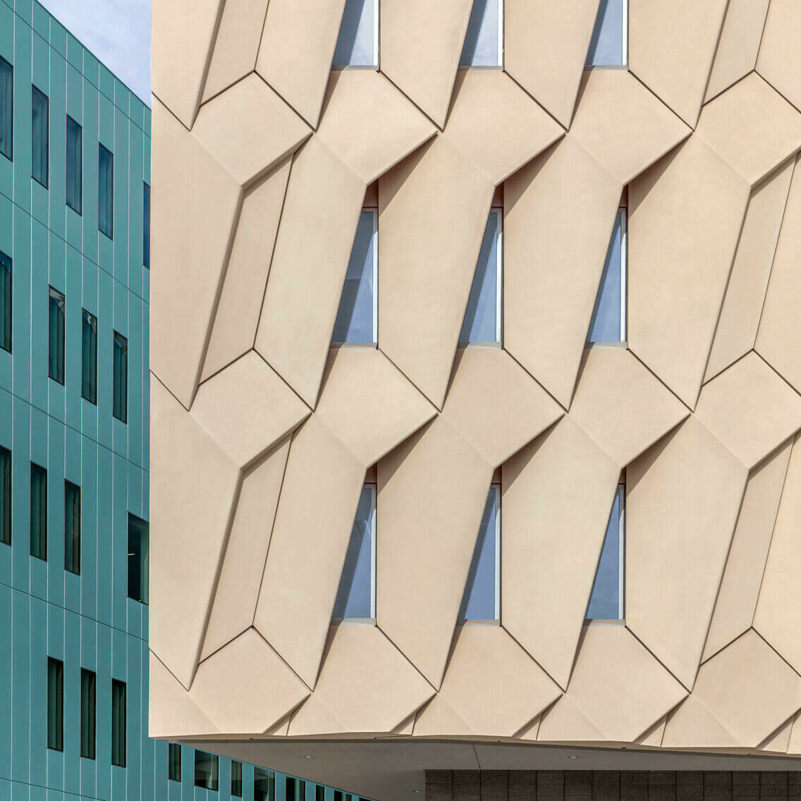 The Rob and Melani Walton Center for Planetary Health at Arizona State University / GRIMSHAW