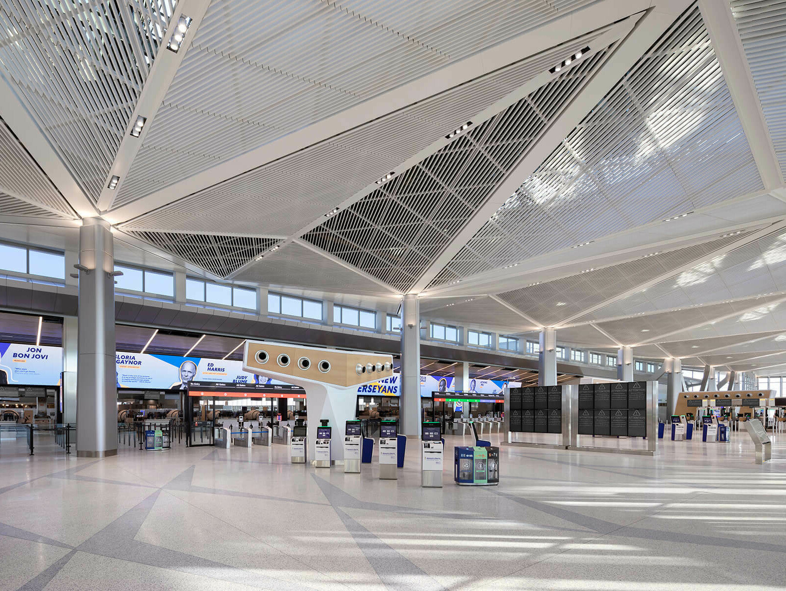 Aéroport Newark Liberty International - Nouveau terminal A / GRIMSHAW