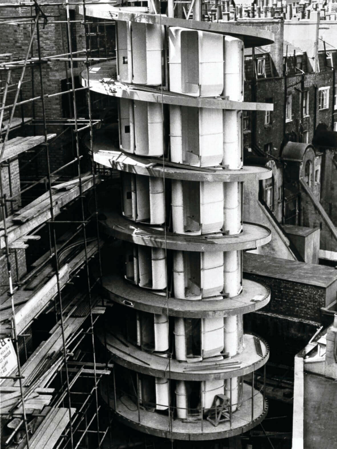 Service Tower for Student Housing / GRIMSHAW
