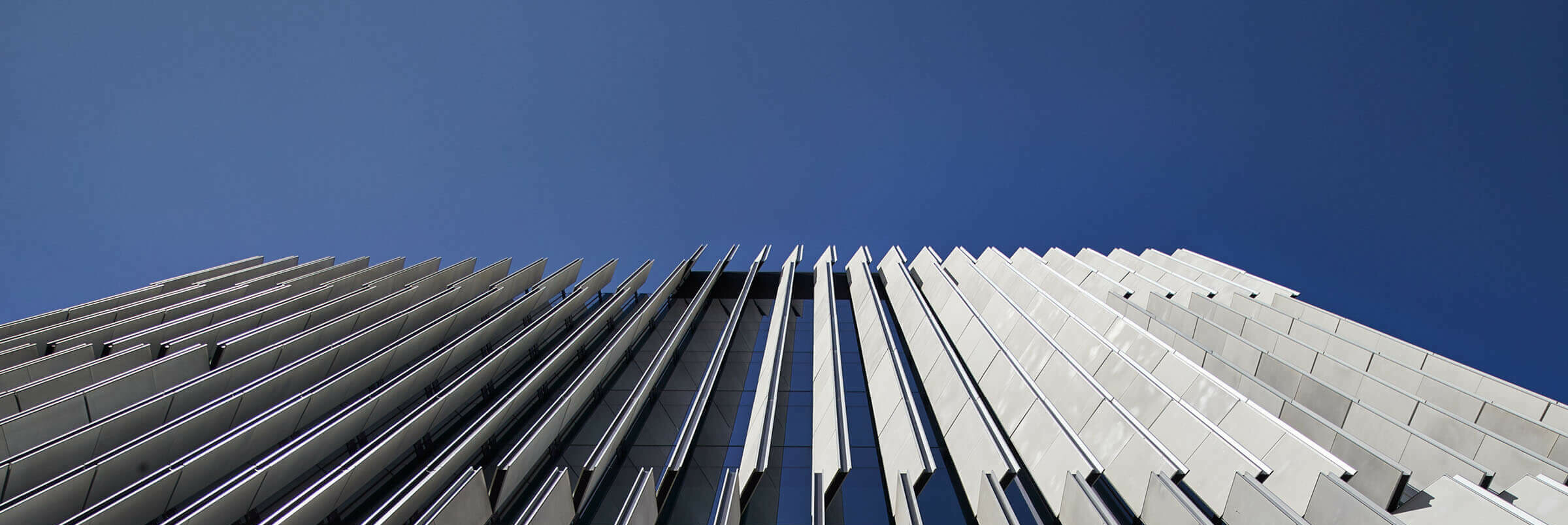 University of New South Wales Hilmer Building / GRIMSHAW