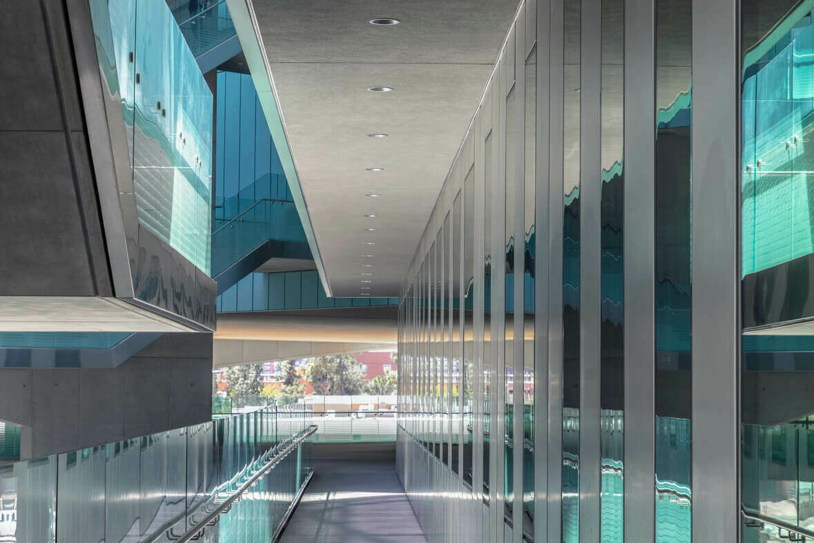 The Rob and Melani Walton Center for Planetary Health at Arizona State University / GRIMSHAW
