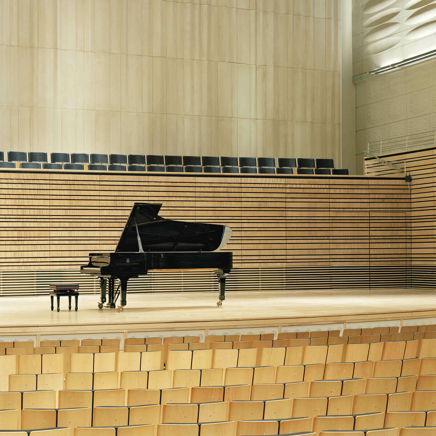 Experimental Media and Performing Arts Center (EMPAC) / GRIMSHAW