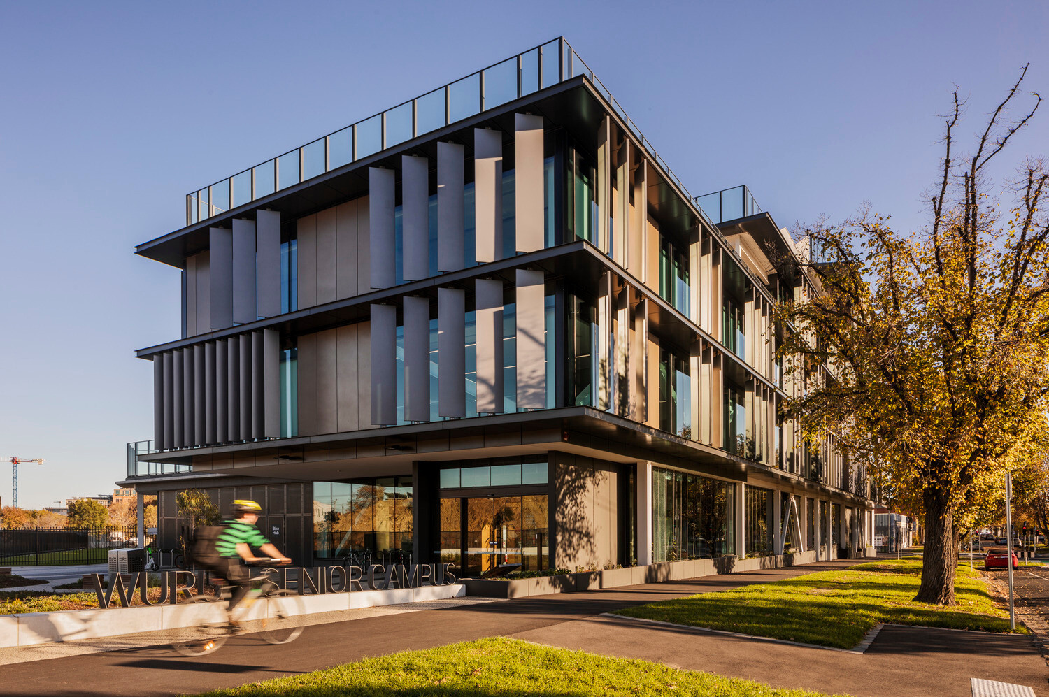 First Nations perspectives at Wurun Senior Campus a rare example of Indigenous storytelling embedded in design / GRIMSHAW