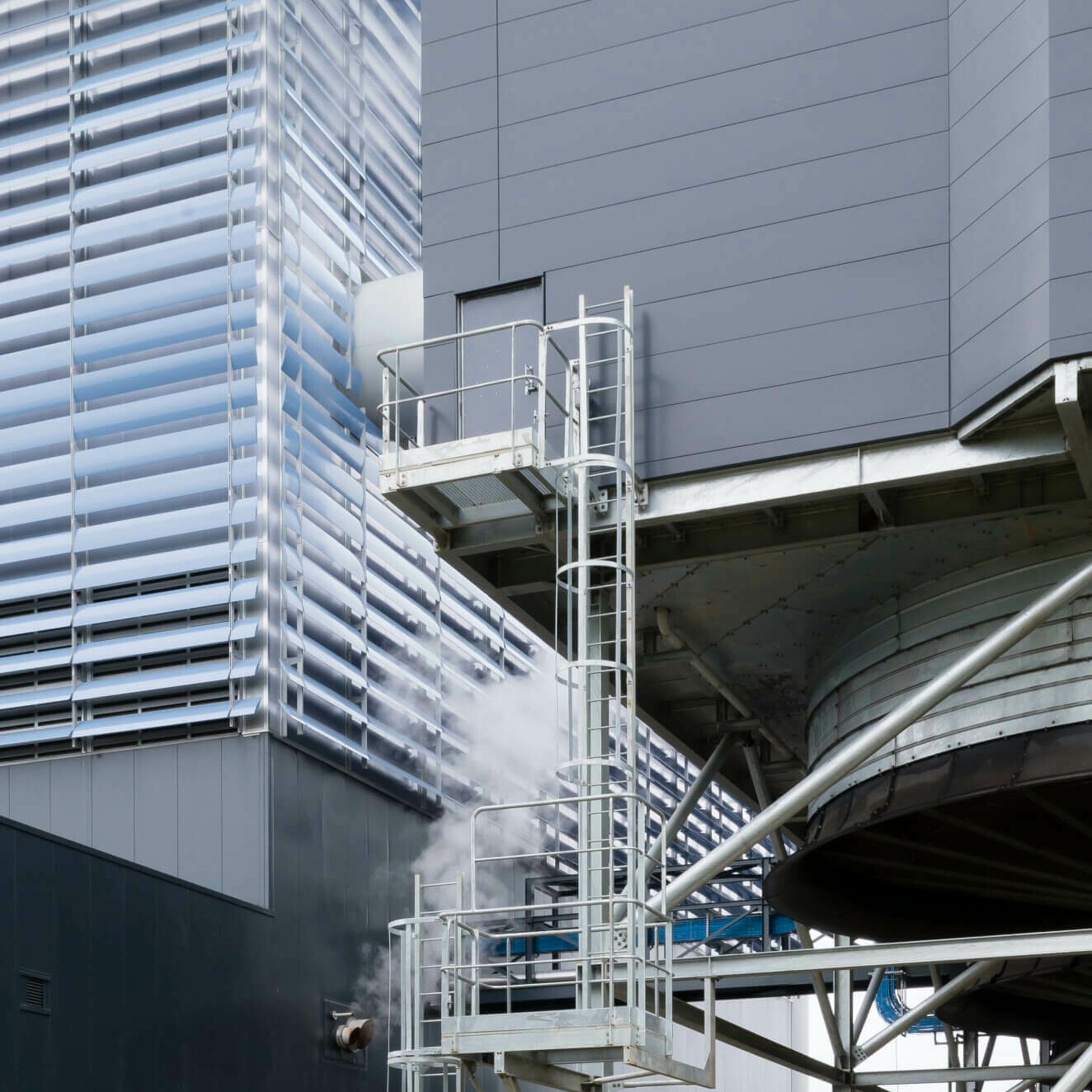 SUEZ Energy from Waste Facility / GRIMSHAW