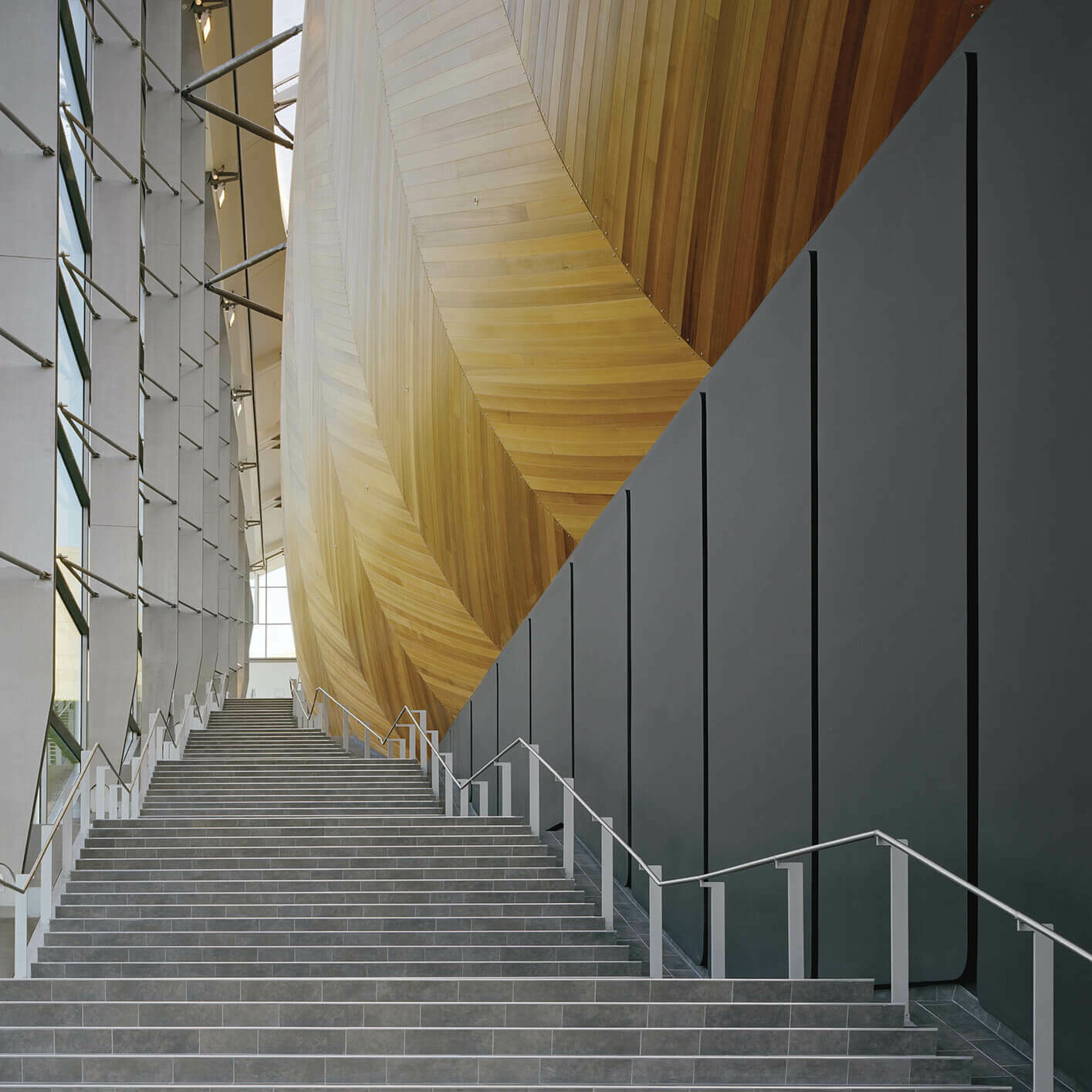 Experimental Media and Performing Arts Center (EMPAC) / GRIMSHAW