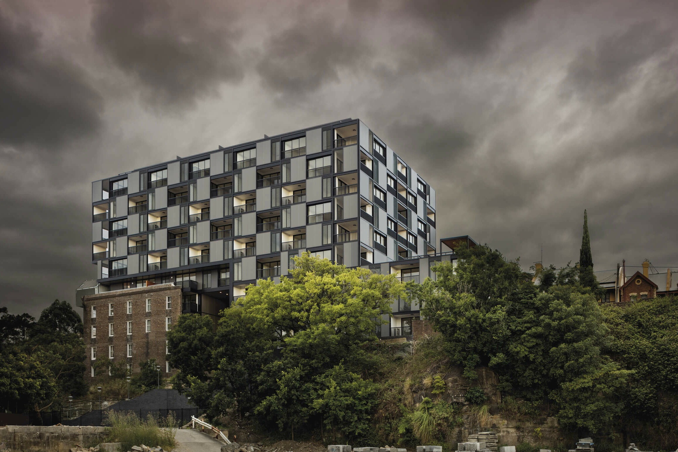 Harbour Mill Apartments / GRIMSHAW