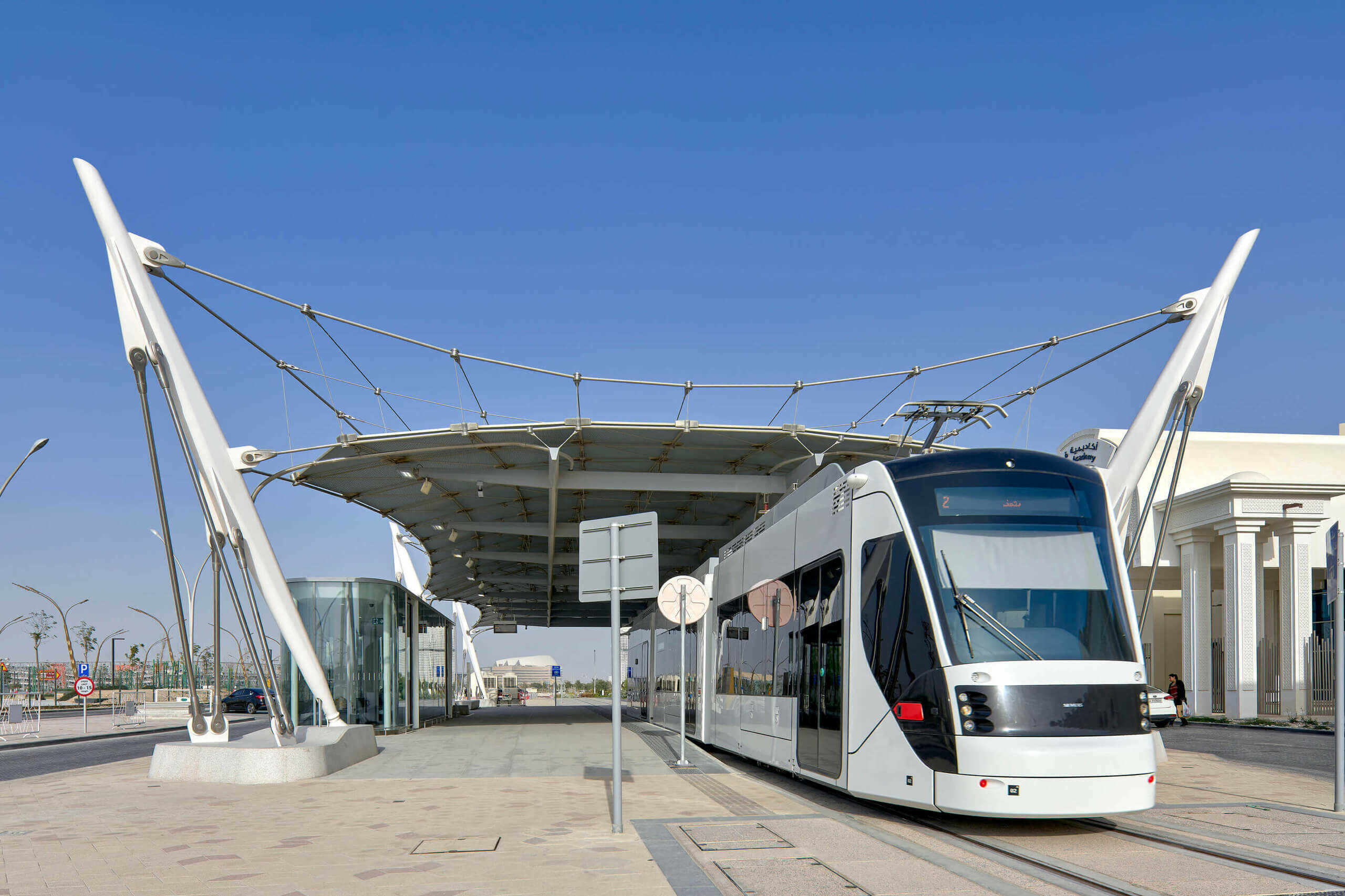 Education City Tram Stops / GRIMSHAW