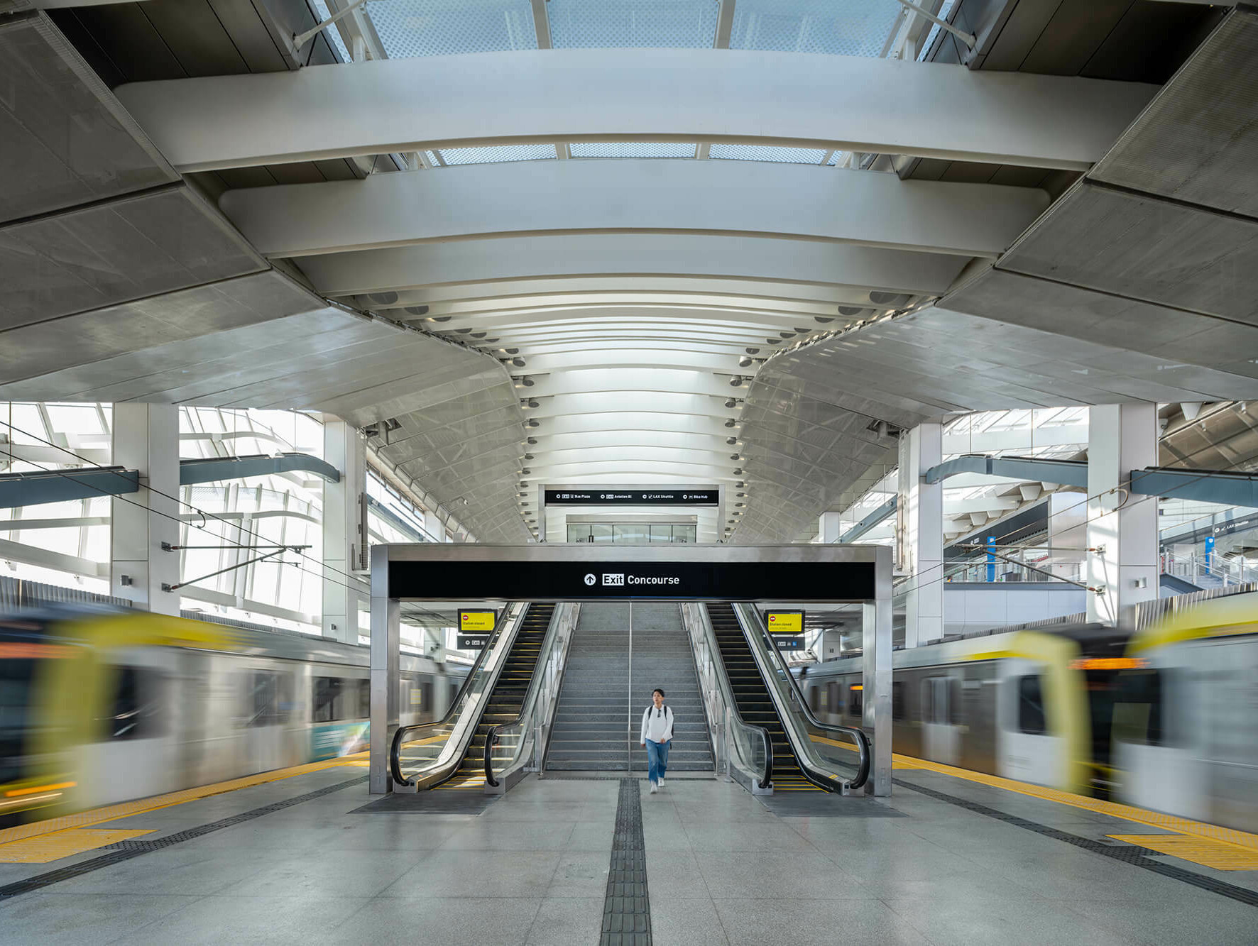LAX/Metro Transit Center / GRIMSHAW