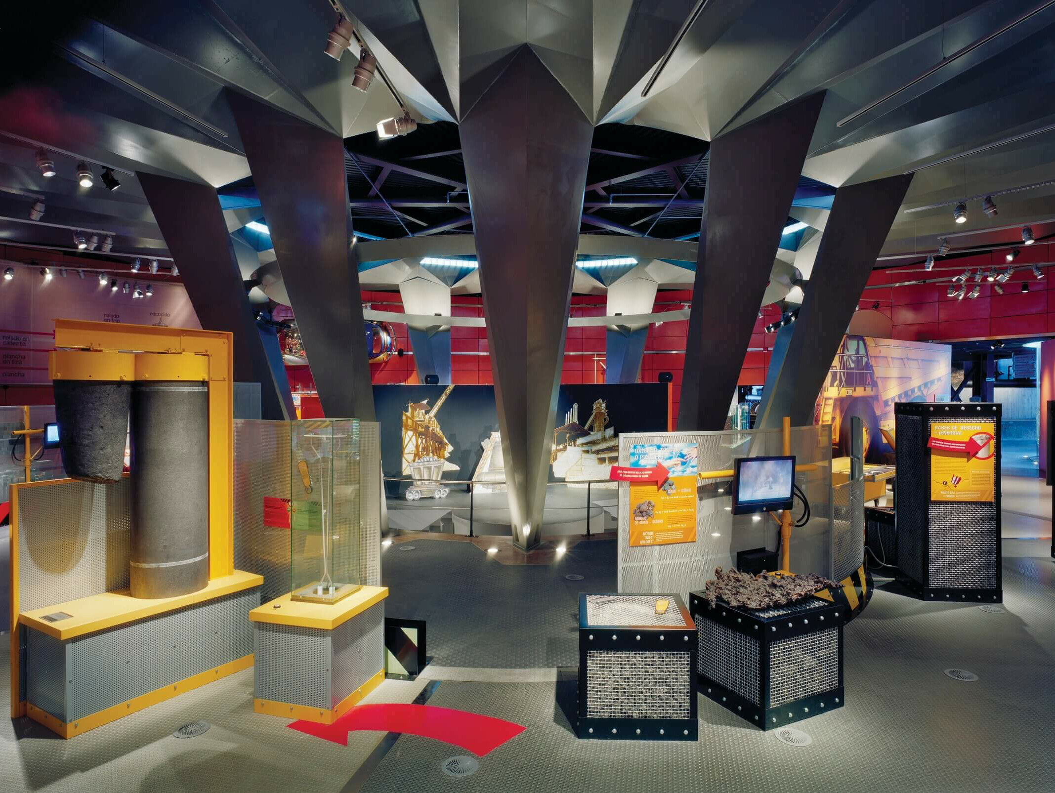 Horno³ : Museo del Acero / GRIMSHAW