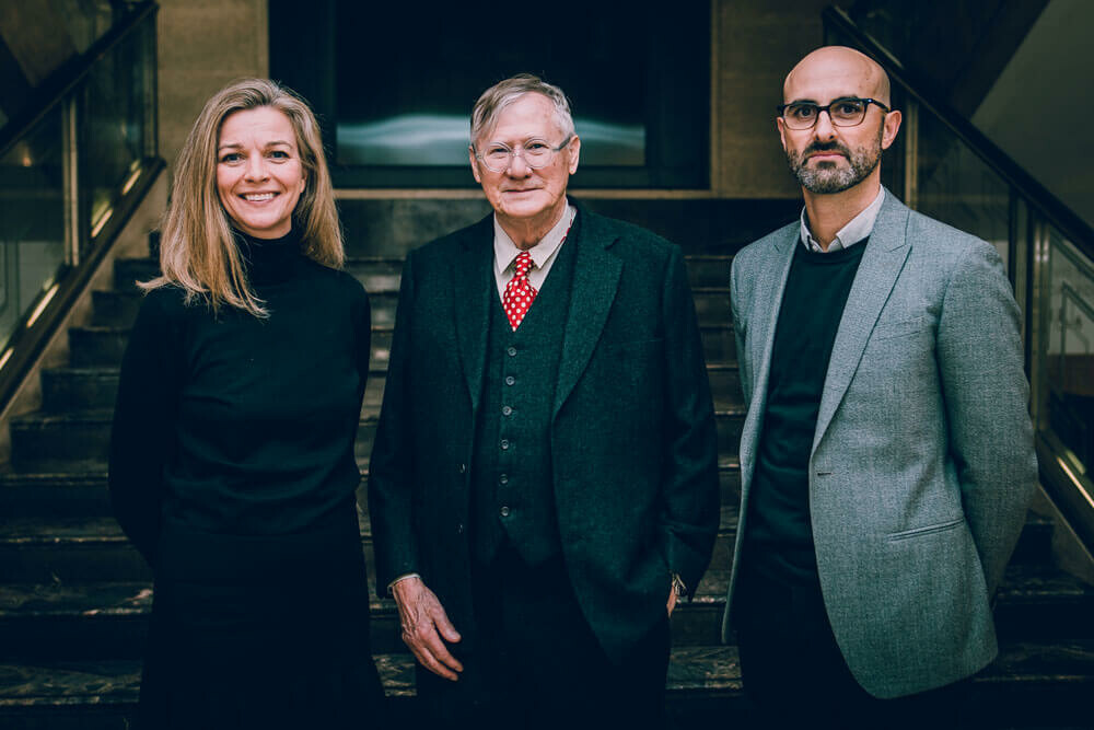 Andrew Whalley appointed as Chairman and new Partner update / GRIMSHAW