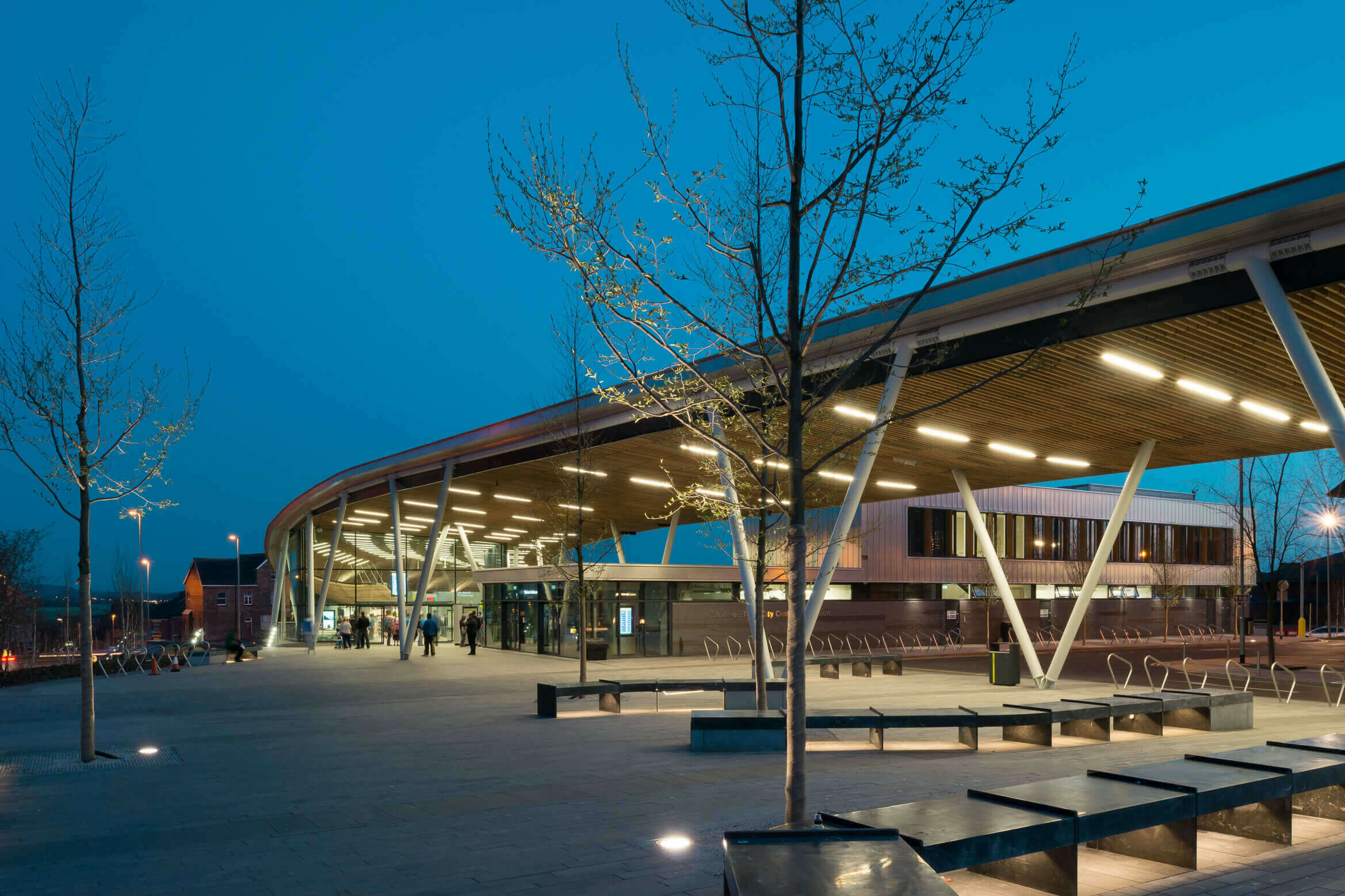 Stoke on Trent City Centre Bus Station / GRIMSHAW