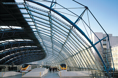 Sir Nicholas Grimshaw awarded The Royal Gold Medal for Architecture / GRIMSHAW