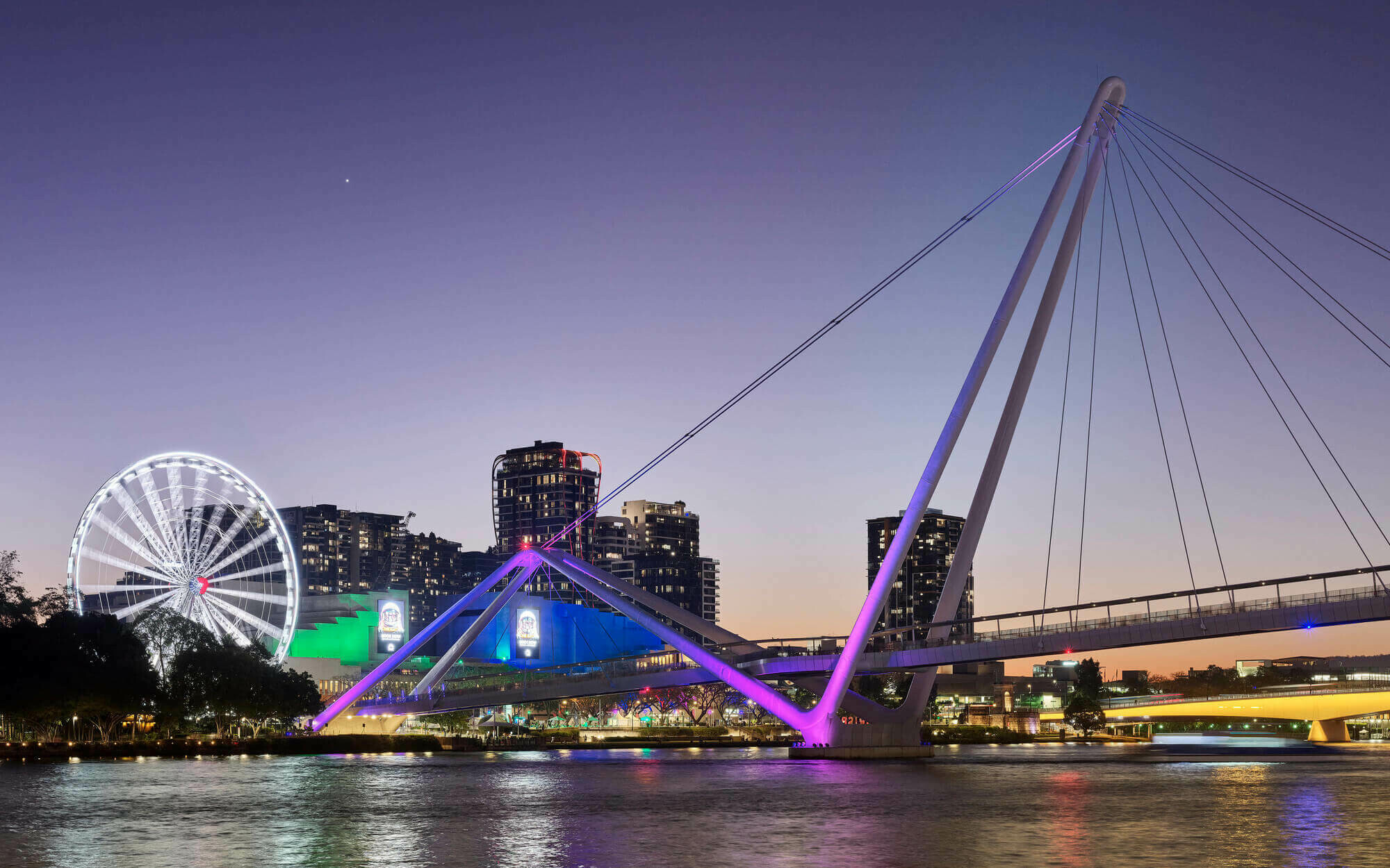 Neville Bonner Bridge / GRIMSHAW