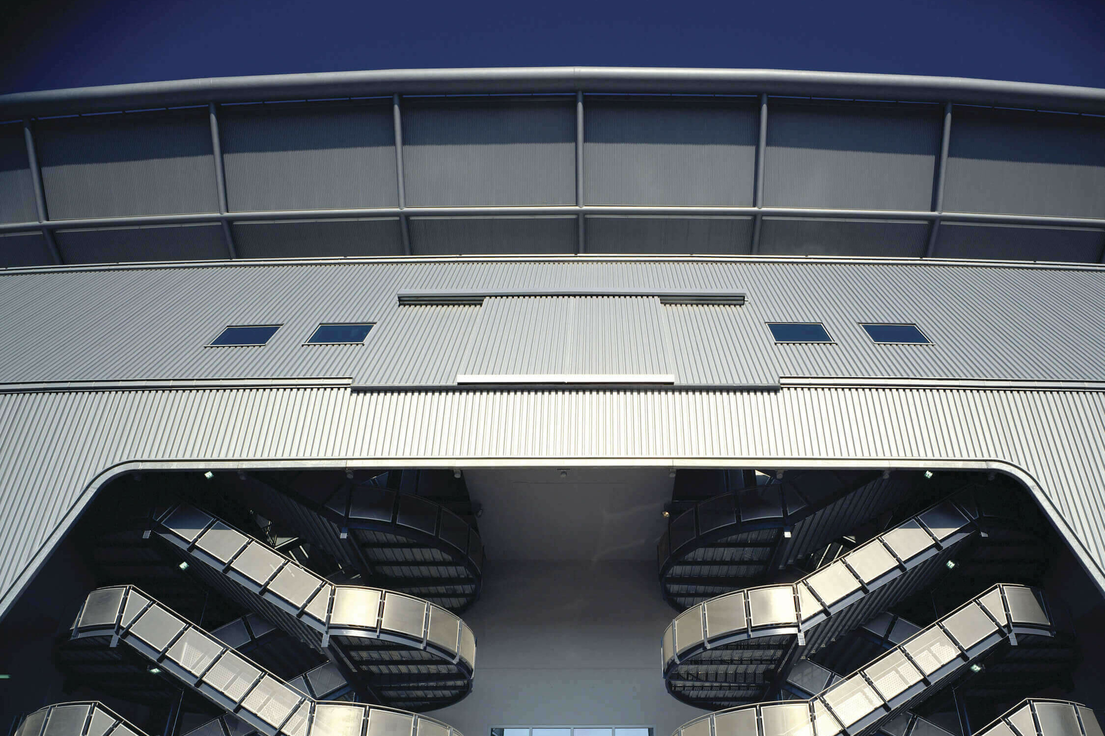 Frankfurt Trade Fair Hall / GRIMSHAW
