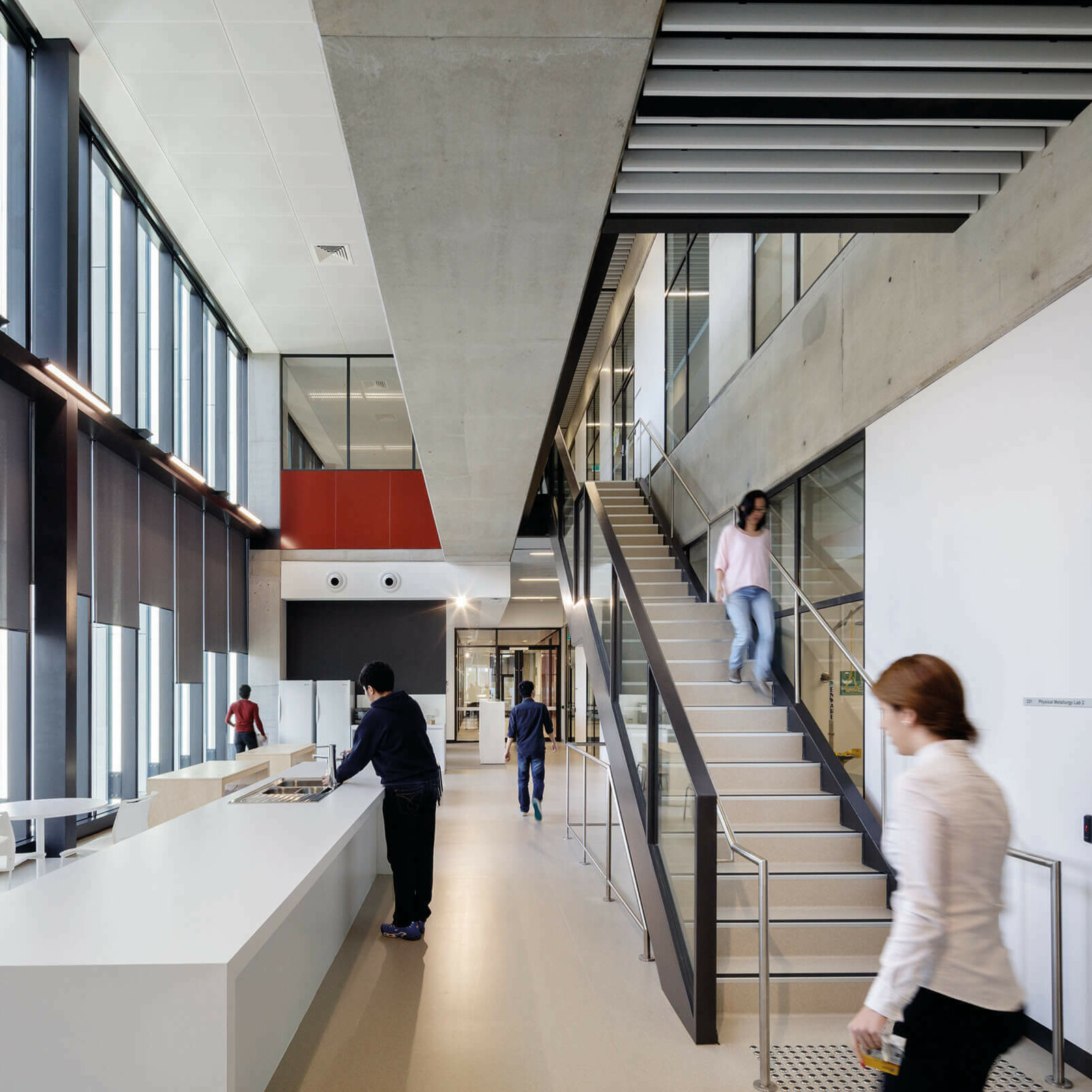 University of New South Wales Hilmer Building / GRIMSHAW