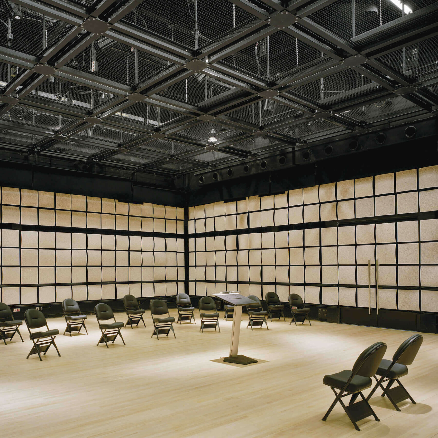 Experimental Media and Performing Arts Center (EMPAC) / GRIMSHAW