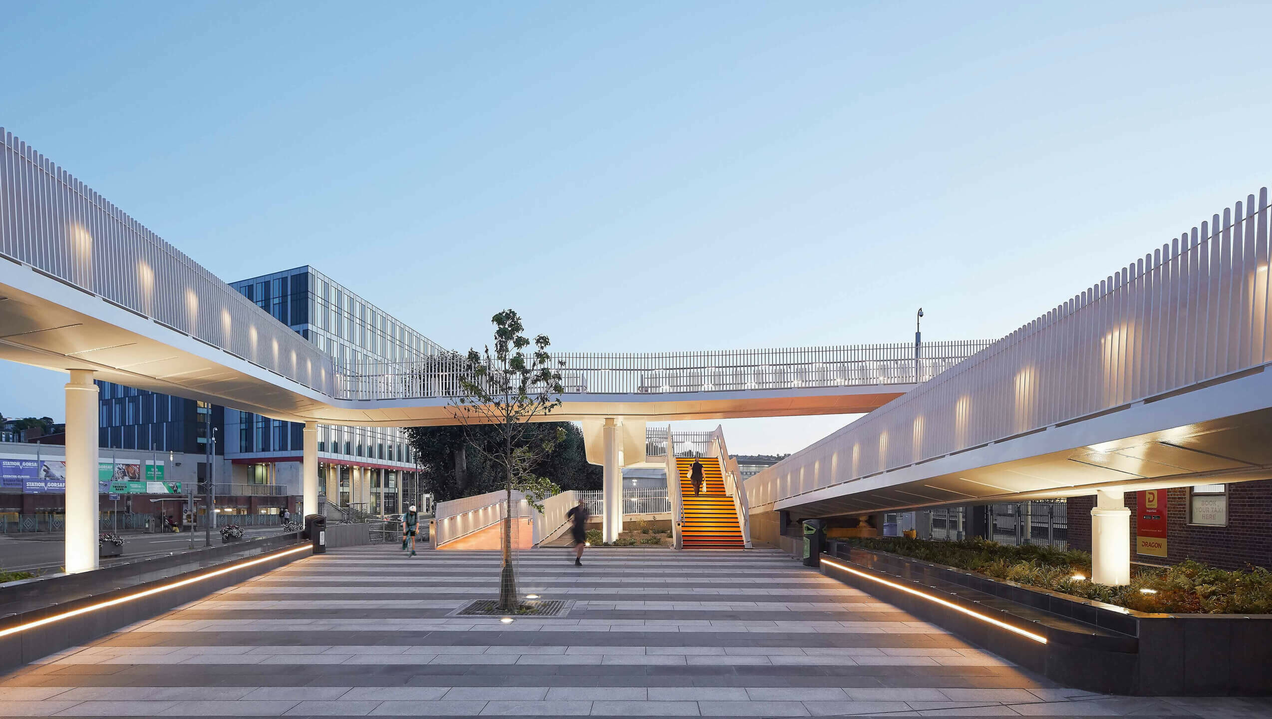 Newport Station Bridge / GRIMSHAW