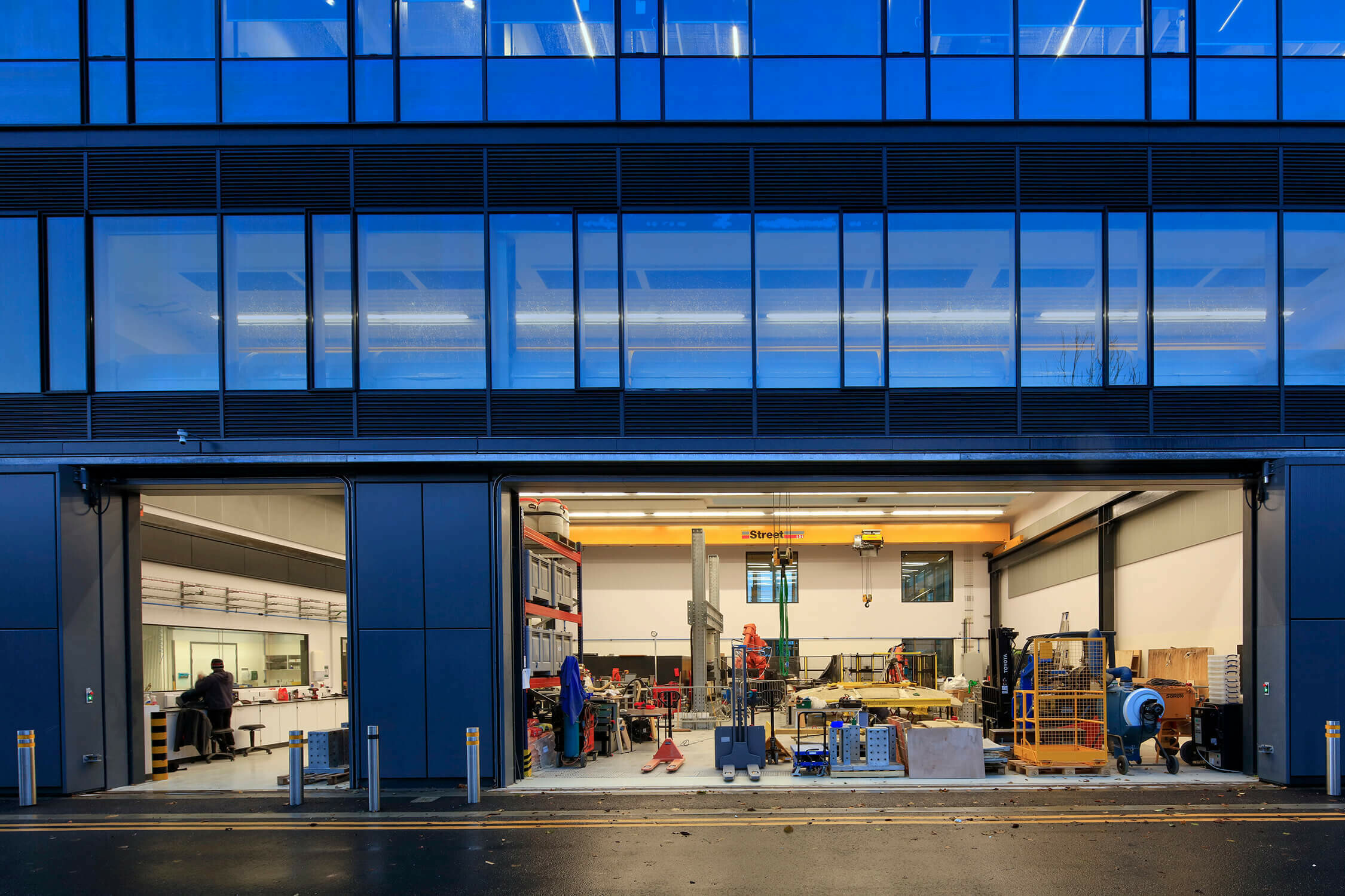 Civil Engineering Building / GRIMSHAW