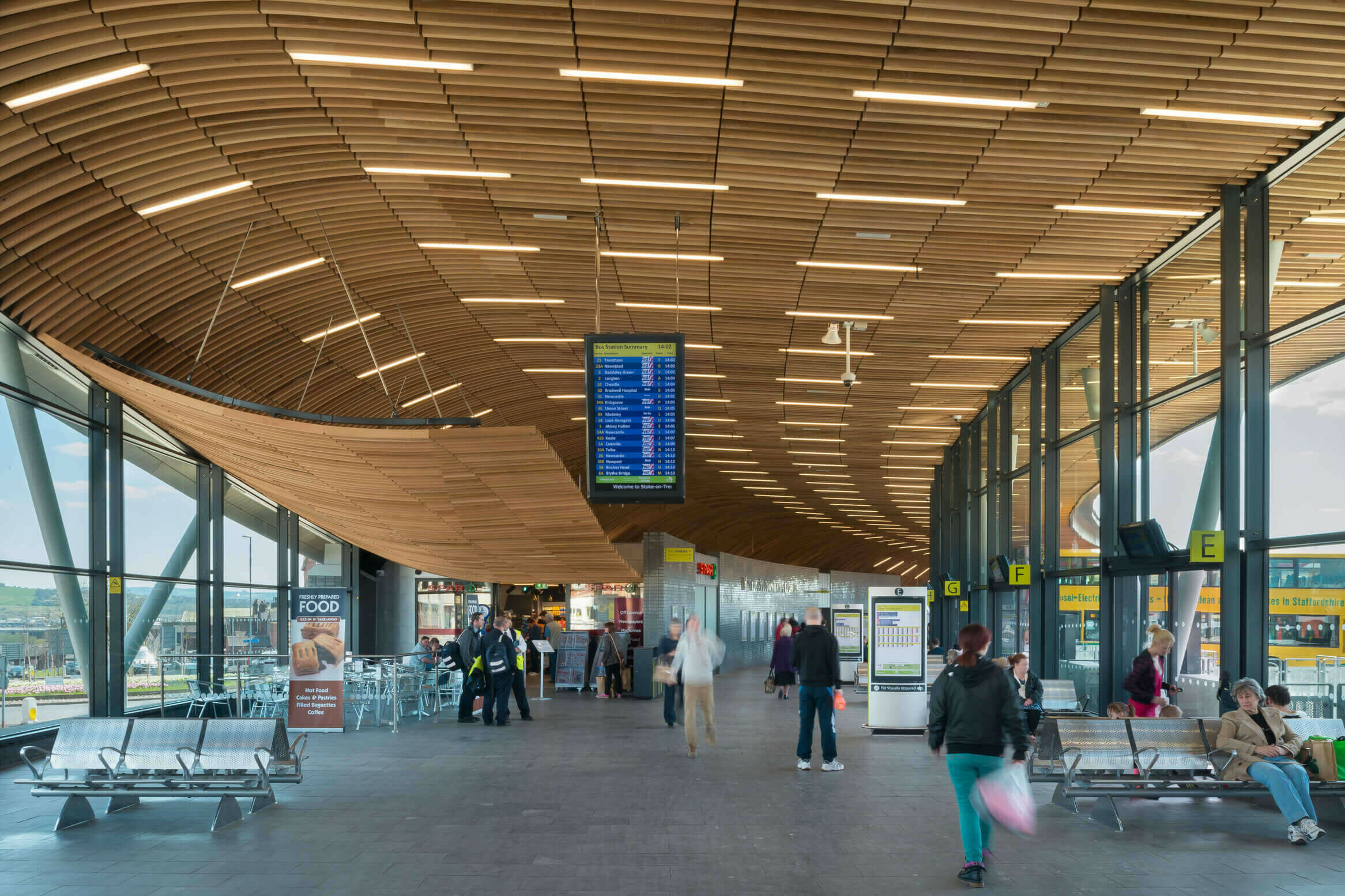 Stoke on Trent City Centre Bus Station / GRIMSHAW